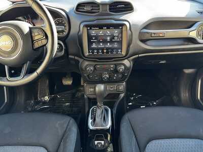 2021 Jeep Renegade, $14595. Photo 2