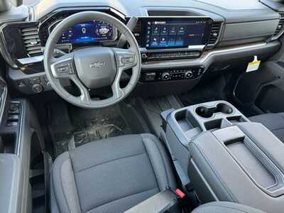 2026 Chevrolet 1500 Crew Cab, $52305. Photo 8