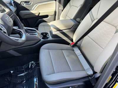 2026 Chevrolet Colorado Crew Cab, $50370.0. Photo 5