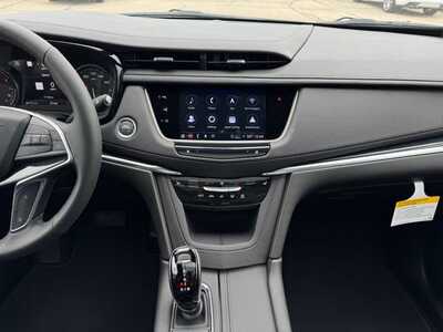 2026 Cadillac XT5, $57970.0. Photo 2