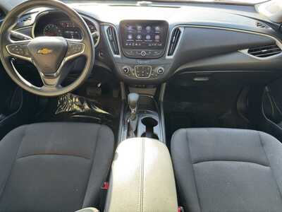 2024 Chevrolet Malibu, $17900. Photo 10