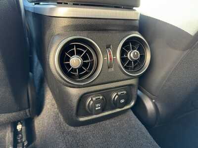 2022 Kia Stinger, $36295. Photo 8