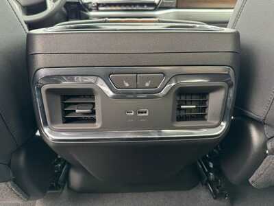 2026 Chevrolet 1500 Crew Cab, $62691.0. Photo 7