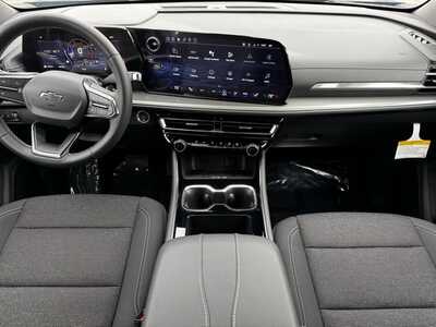 2026 Chevrolet Traverse, $46705. Photo 11