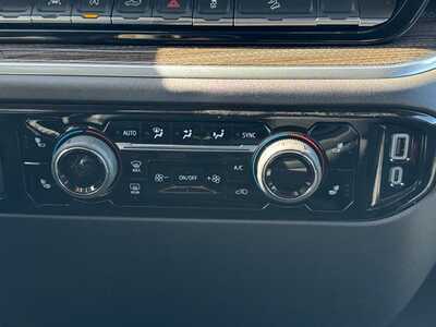 2026 Chevrolet 1500 Crew Cab, $56286.0. Photo 12