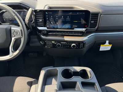 2026 Chevrolet 1500 Crew Cab, $56286.0. Photo 2