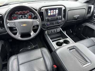 2018 Chevrolet Silverado 1500, $32695. Photo 9