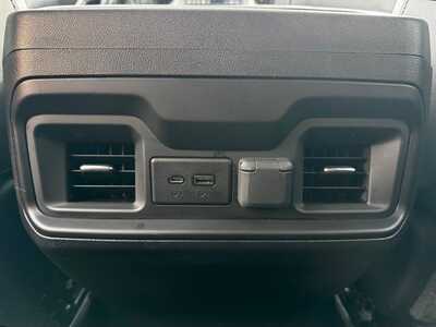 2020 Chevrolet 1500 Crew Cab, $37495. Photo 8