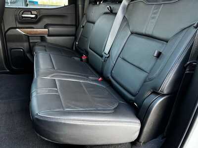 2020 Chevrolet 1500 Crew Cab, $37485. Photo 7