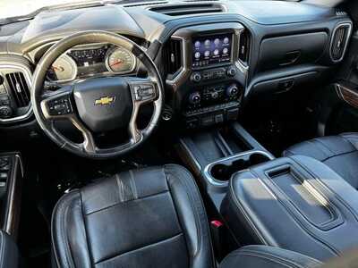 2020 Chevrolet 1500 Crew Cab, $37485. Photo 9