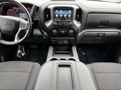 2021 Chevrolet 1500 Crew Cab, $34399. Photo 2