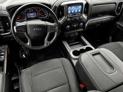 2021 Chevrolet 1500 Crew Cab, $34399. Photo 8
