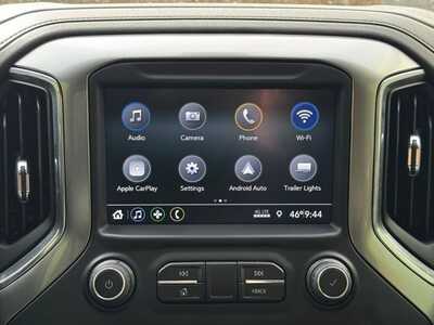 2022 Chevrolet 1500 Crew Cab, $37290. Photo 11