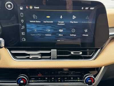 2025 Chevrolet Equinox, $32499. Photo 10