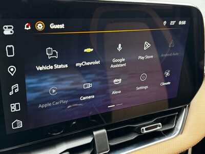 2025 Chevrolet Equinox, $32499. Photo 3