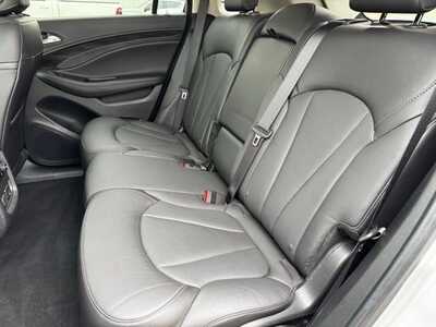 2019 Buick Envision, $14695. Photo 6