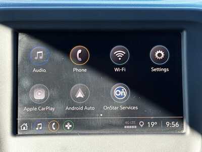 2022 Chevrolet Equinox, $17499. Photo 3