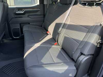 2026 Chevrolet 1500 Crew Cab, $52813.0. Photo 6