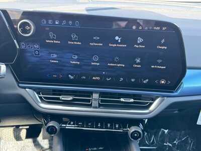 2026 Chevrolet Equinox, $36395.0. Photo 10