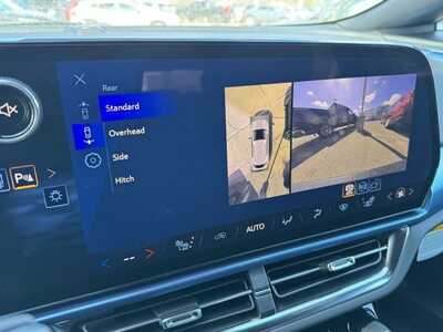 2026 Chevrolet Equinox, $36395.0. Photo 3