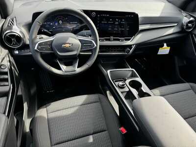 2026 Chevrolet Equinox, $32740.0. Photo 8