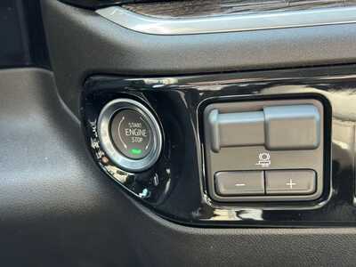 2026 Chevrolet 1500 Crew Cab, $52813.0. Photo 11