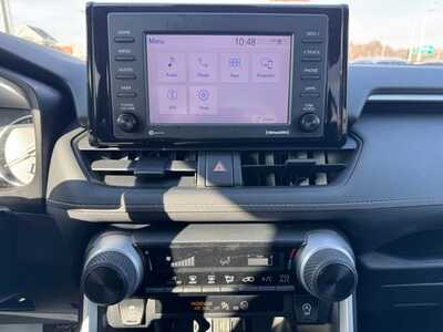 2020 Toyota RAV4, $21499. Photo 10