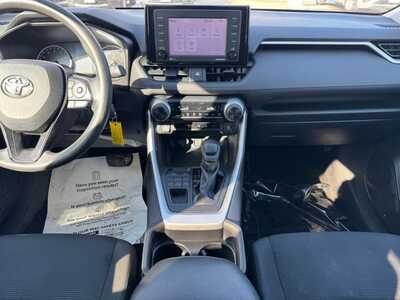 2020 Toyota RAV4, $21499. Photo 2