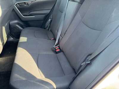 2020 Toyota RAV4, $21499. Photo 6