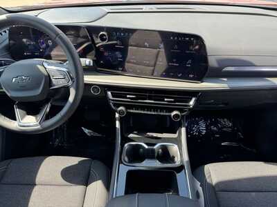 2026 Chevrolet Traverse, $47200.0. Photo 2