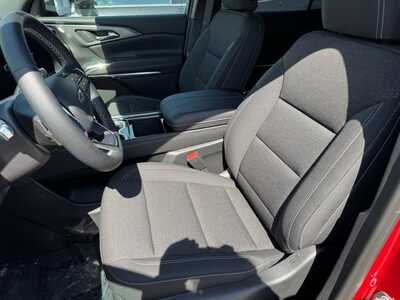 2026 Chevrolet Traverse, $47200.0. Photo 5