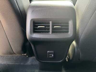 2023 Chevrolet Equinox, $21299. Photo 7