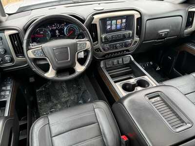 2019 GMC 2500 Crew Cab, $43499. Photo 9