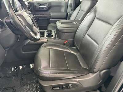 2020 Chevrolet 1500 Crew Cab, $37499. Photo 5
