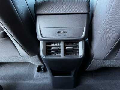 2026 Chevrolet Equinox, $33235. Photo 7