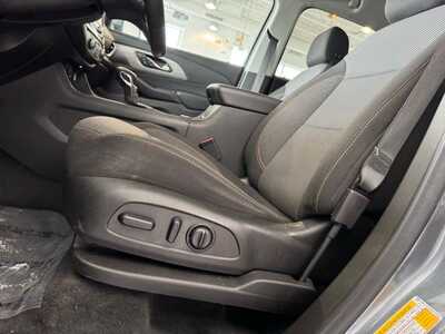 2021 Chevrolet Traverse, $24880. Photo 10