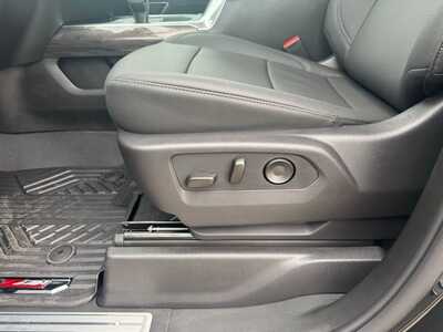 2026 Chevrolet 1500 Crew Cab, $65707.0. Photo 6