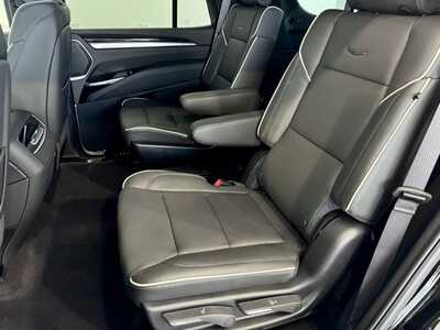 2026 Cadillac Escalade, $112535.0. Photo 7