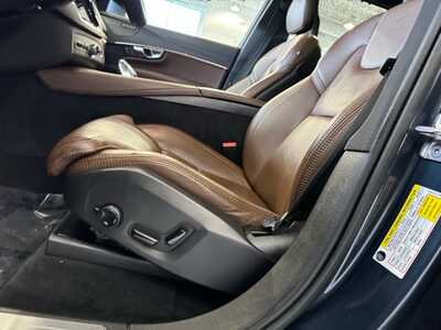 2021 Volvo XC90, $28995. Photo 8