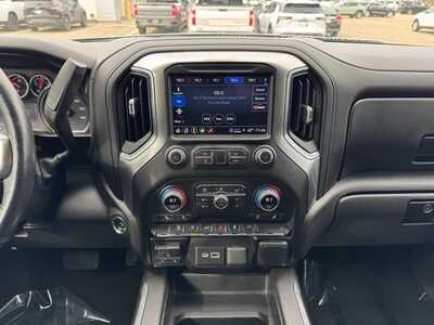 2021 Chevrolet 1500 Crew Cab, $34495. Photo 2