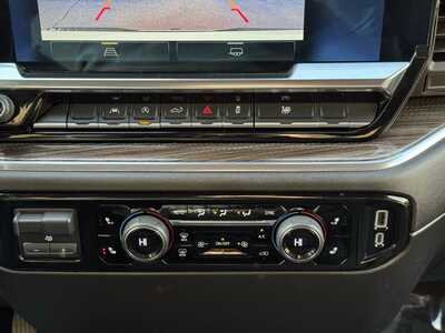 2025 Chevrolet 1500 Crew Cab, $42295. Photo 12