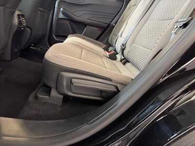 2022 Ford Escape, $21695. Photo 10