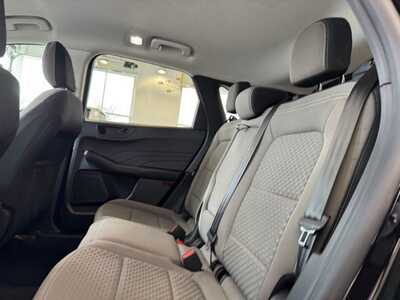 2022 Ford Escape, $21695. Photo 11
