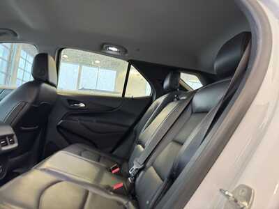 2020 Chevrolet Equinox, $14595. Photo 11