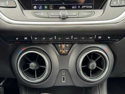 2020 Chevrolet Blazer, $21595. Photo 12