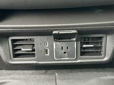 2026 Chevrolet 3500 Crew Cab, $72510.0. Photo 7