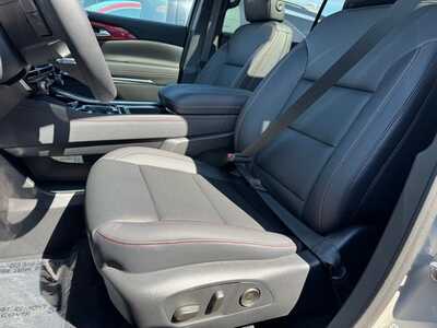 2026 Chevrolet Traverse, $52120.0. Photo 5