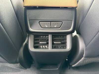2026 Chevrolet Equinox, $39985. Photo 8