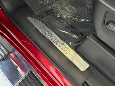 2025 Chevrolet 1500 Crew Cab, $57999. Photo 10