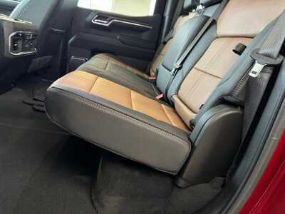 2025 Chevrolet 1500 Crew Cab, $57999. Photo 11